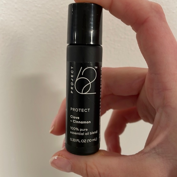 Project 62 Other - Clove and cinnamon oil